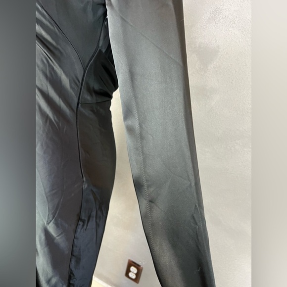 WEWOREWHAT backless gown size 2 - Picture 2 of 6